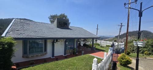 Villa with Garden View