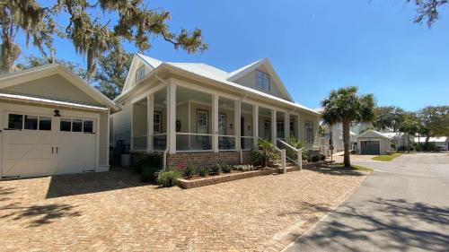 Four-Bedroom Holiday Home