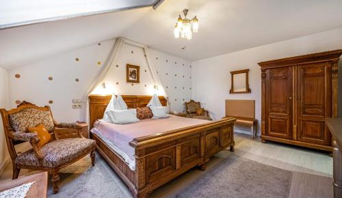 Two-Bedroom Suite