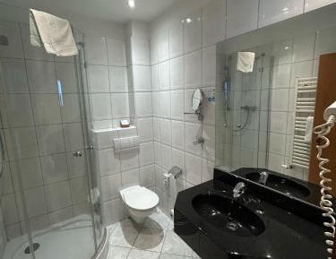 Single Room with Private Bathroom