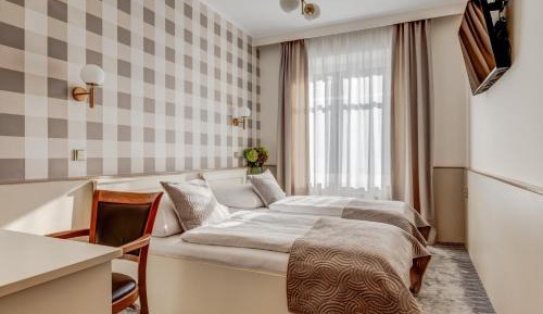 Basic Twin Room