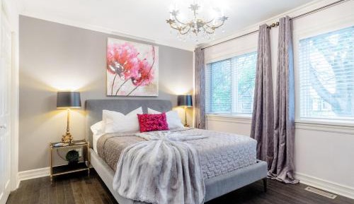Deluxe Queen Room with Garden View