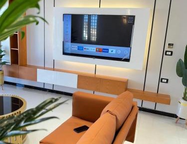 Villa with Garden View