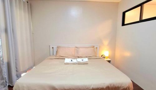 Superior One-Bedroom Apartment with Balcony