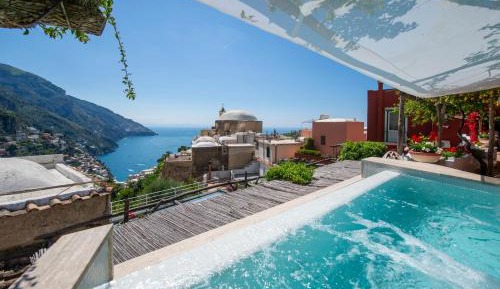 Two-Bedroom Apartment with Terrace and Sea View