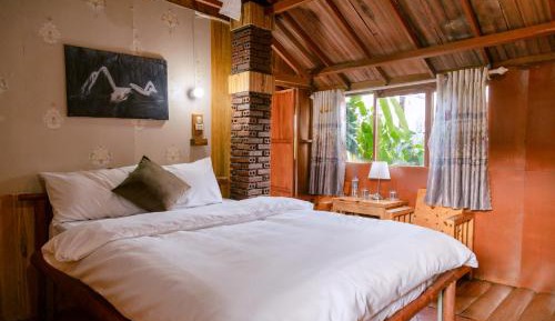 Queen Room with Garden View