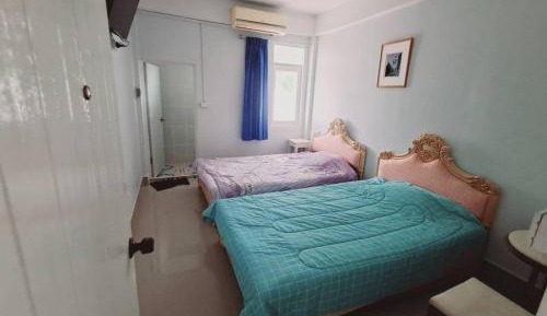 Standard Queen Room