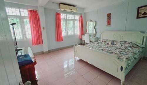 King Room
