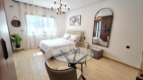 One-Bedroom Apartment with Garden View