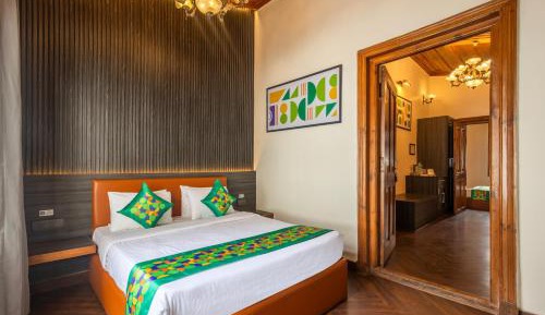 Spacious Premium Room with Garden View