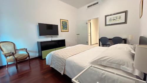 Suite with Garden View