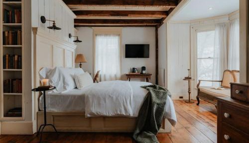 Five-Bedroom House