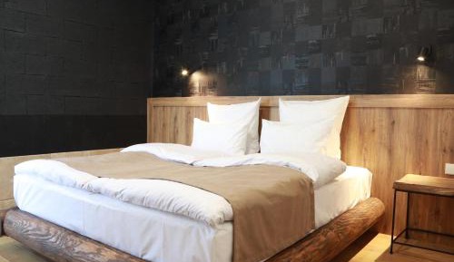 Double Room with Mountain View