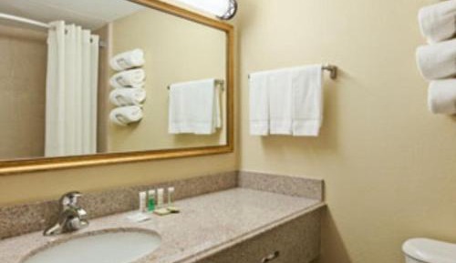 King Room - Non-Smoking