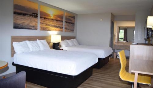 Deluxe Double Room with Two Double Beds - Non-Smoking