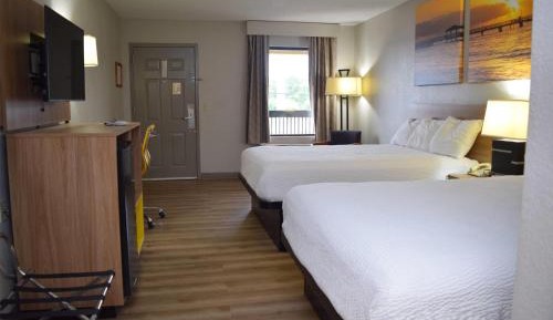Double Room with Two Double Beds - Smoking
