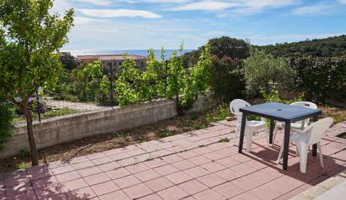 Two-Bedroom Apartment with Garden View