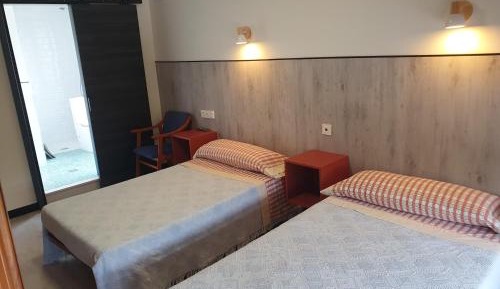 Twin Room with Private Bathroom