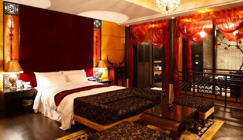 Deluxe Suite (Check-in after 21:00)