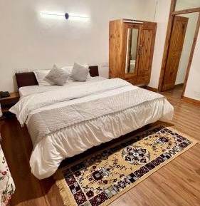 Quadruple Room with Balcony