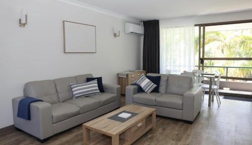 One-Bedroom Apartment with Balcony