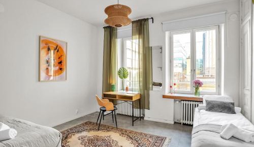 One-Bedroom Apartment