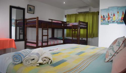 Quadruple Room with Private Bathroom