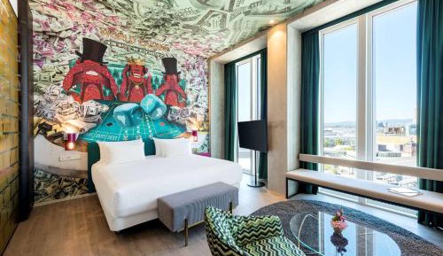 Nhow Suite + VIP Lounge - Upper Floor