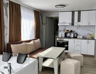 One-Bedroom Villa