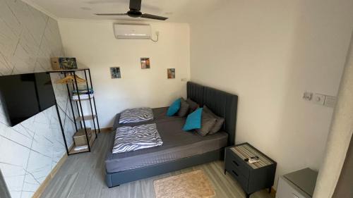 Twin Room with Private Bathroom