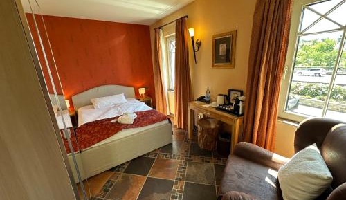 Single Room with Bathroom