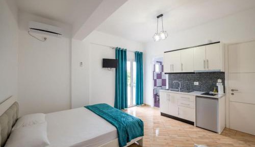 Basic Triple Room