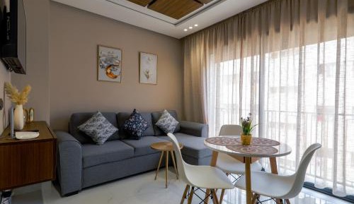 One-Bedroom Apartment