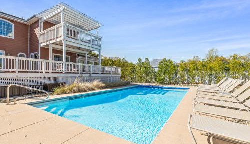 Four-Bedroom Holiday Home