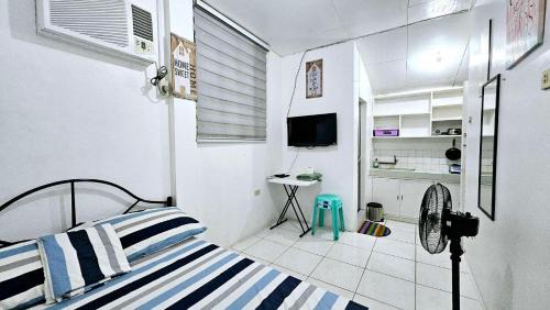 Double or Twin Room with Private Bathroom