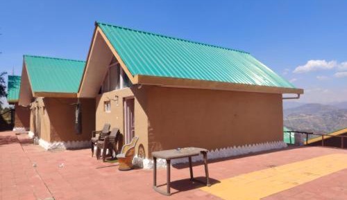 Family Room with Mountain View