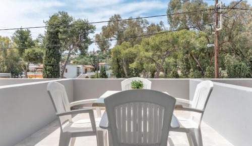 Superior One-Bedroom Apartment with Balcony