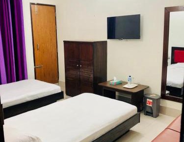 Deluxe Double or Twin Room with Balcony