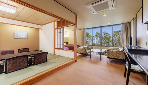 Room with Tatami Area with Private Bathroom - Yasuragi B - Non-Smoking