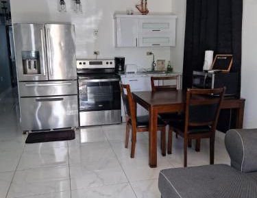 Deluxe Double Room (2 Adults + 1 Child)