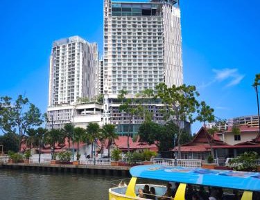 Three-Bedroom Premium Apartment with Balcony