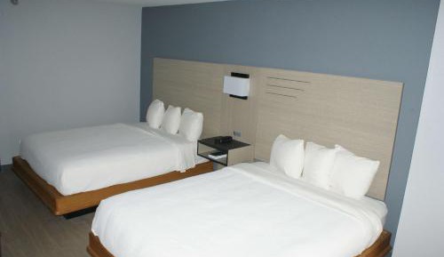 Queen Room with Two Queen Beds - Non-Smoking