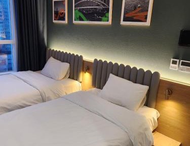 Deluxe Twin Room