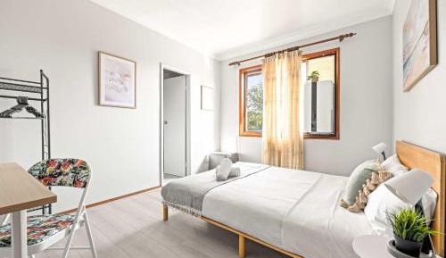 Double Room with Private Bathroom