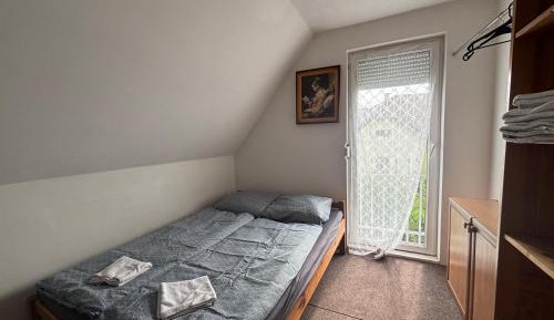 Economy Quadruple Room with Shared Bathroom