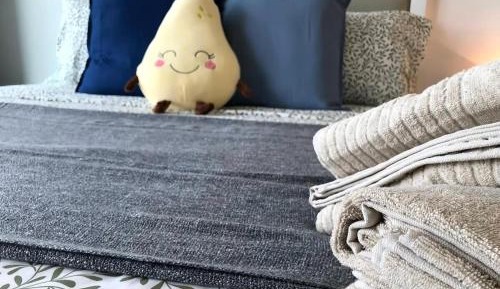 Studio Apartment with Balcony