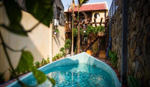 Double Room with Pool View