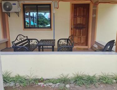 Bungalow with Patio