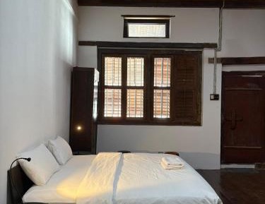Deluxe King Suite