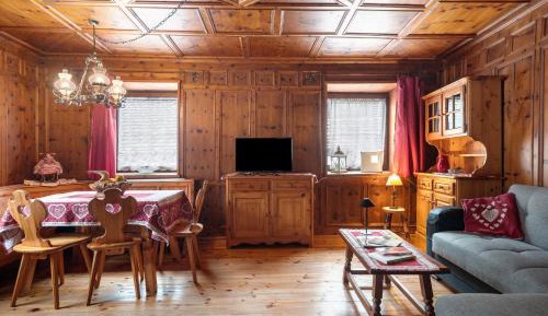 Superior One-Bedroom Apartment with Balcony